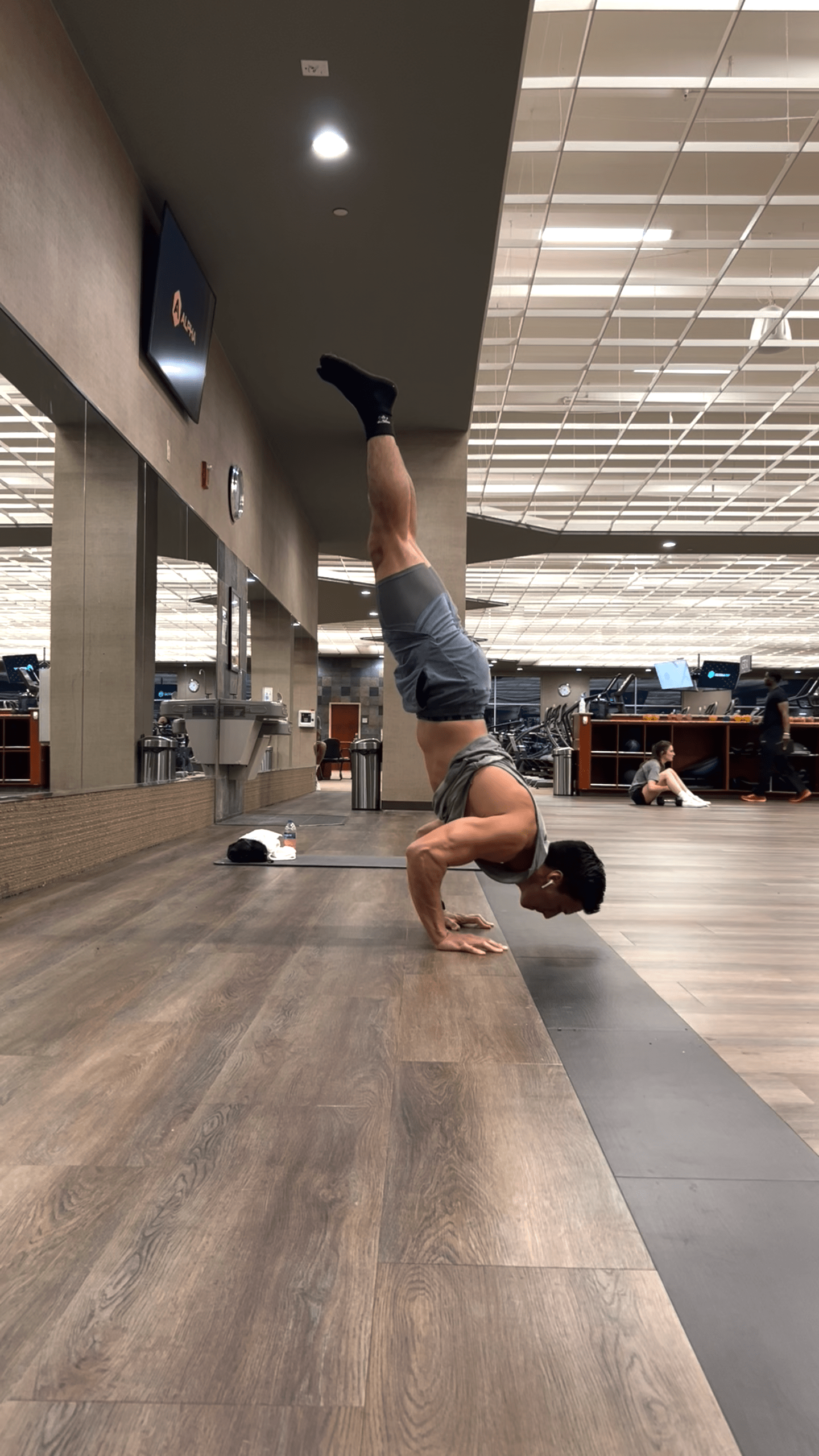 Handstand Pushup